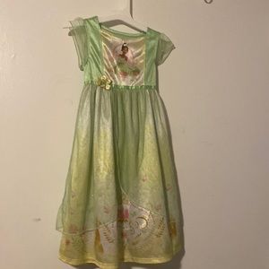 Tiana green nightgown